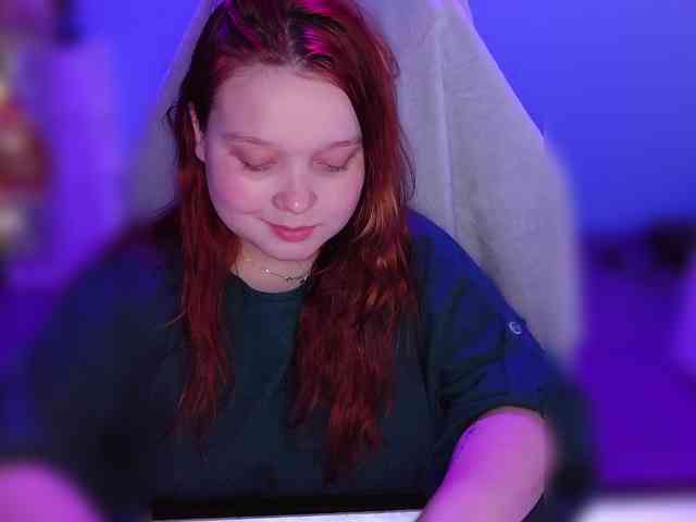 AlinaAdams Live Webcam on BongaCams