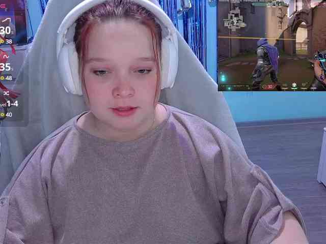 AlinaAdams webcam