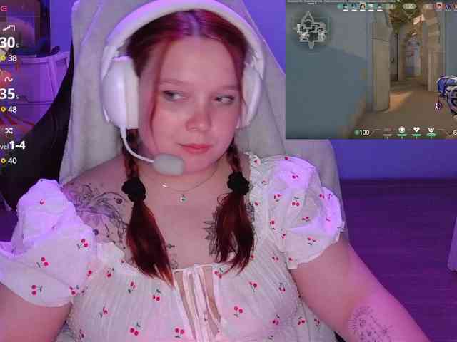 AlinaAdams webcam