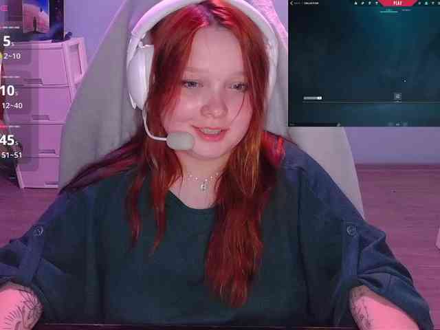 AlinaAdams webcam