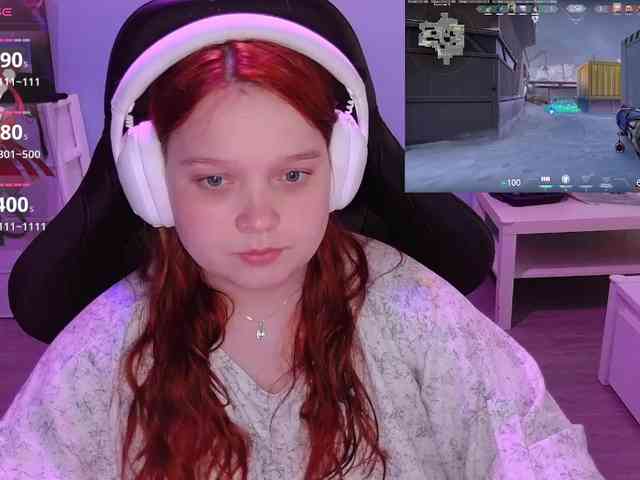 AlinaAdams webcam