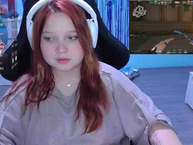 AlinaAdams webcam