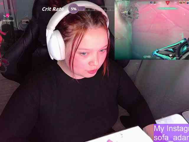 AlinaAdams webcam