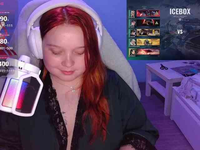 AlinaAdams webcam
