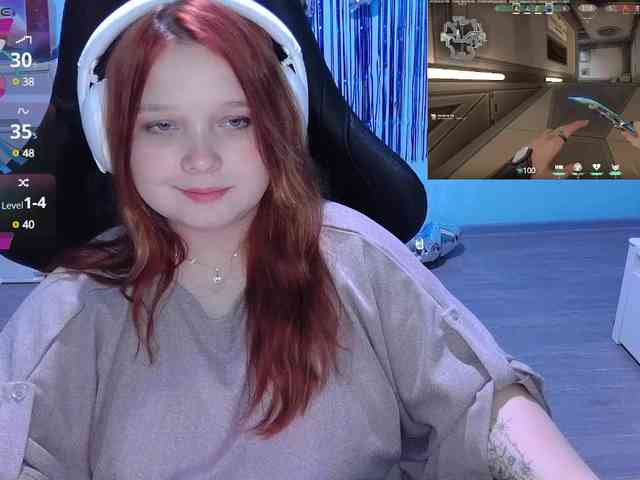 AlinaAdams webcam