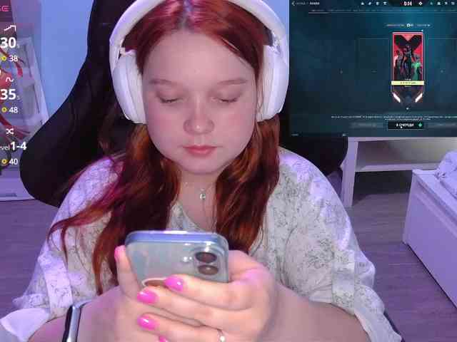 AlinaAdams webcam