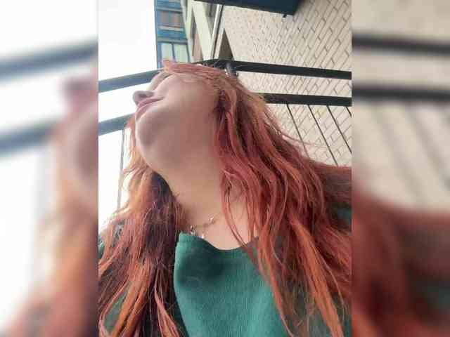 AlinaAdams webcam