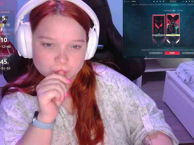 AlinaAdams webcam