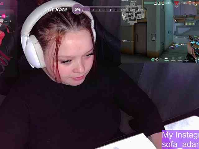 AlinaAdams webcam