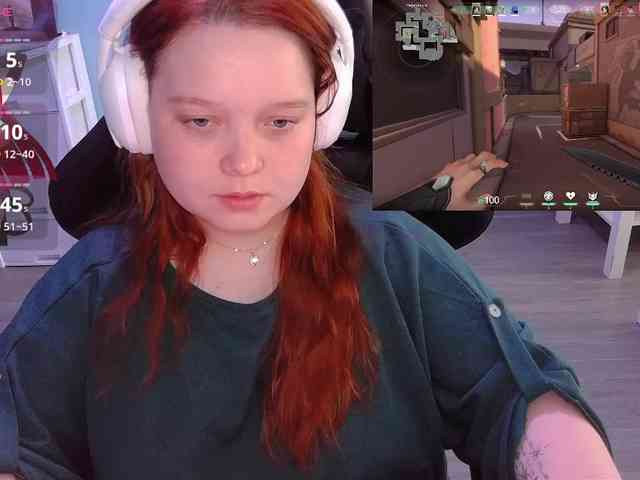 AlinaAdams webcam