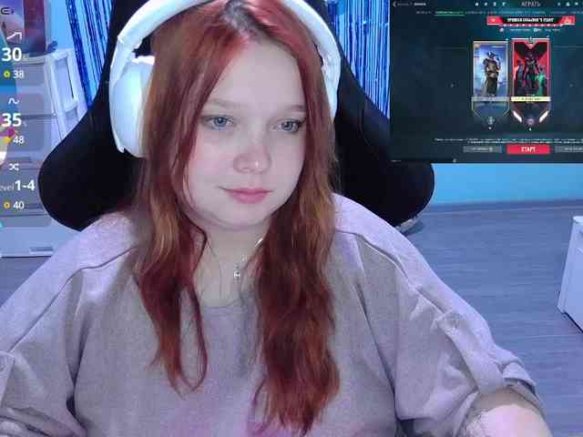 AlinaAdams webcam