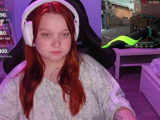 AlinaAdams webcam