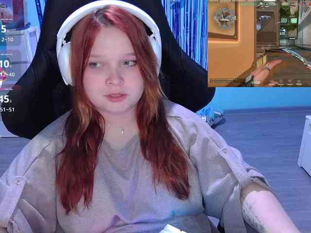 AlinaAdams webcam