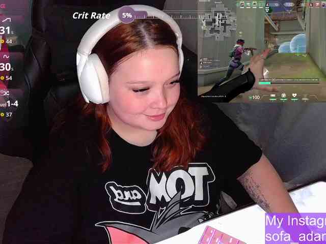 AlinaAdams webcam