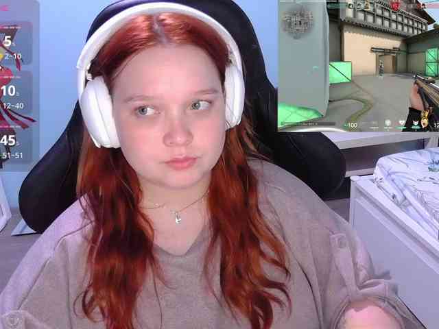 AlinaAdams webcam