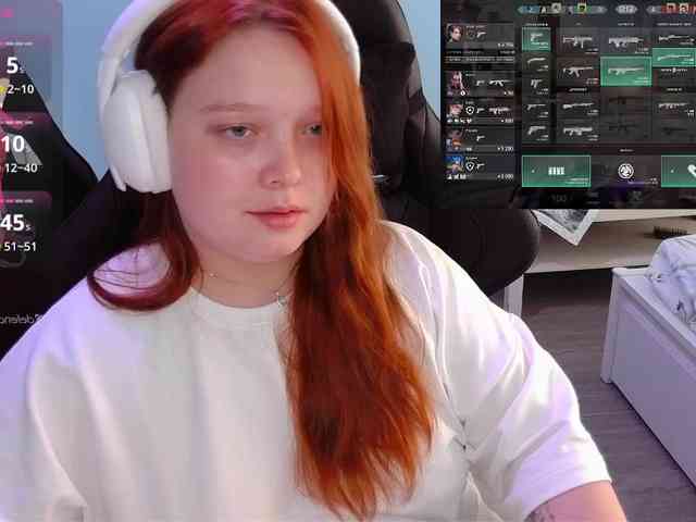 AlinaAdams webcam