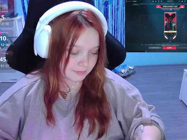 AlinaAdams webcam