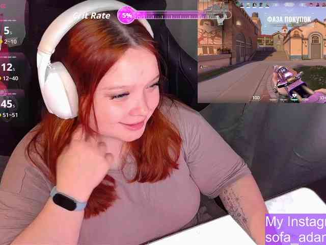AlinaAdams webcam