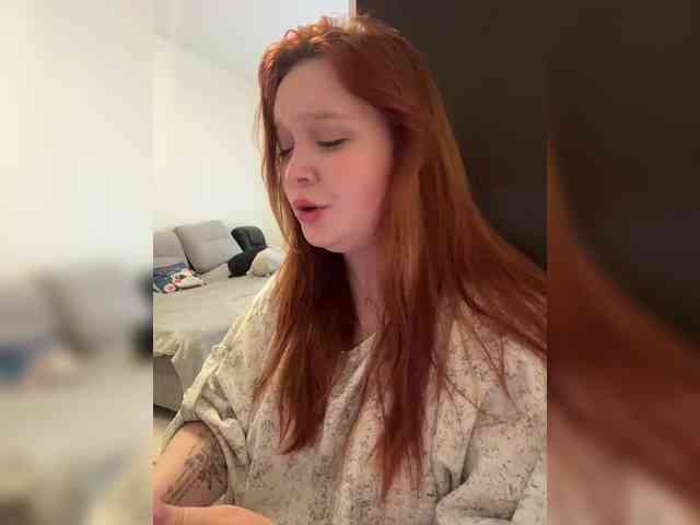 AlinaAdams webcam