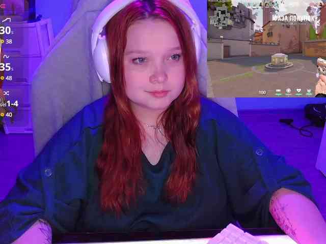 AlinaAdams webcam