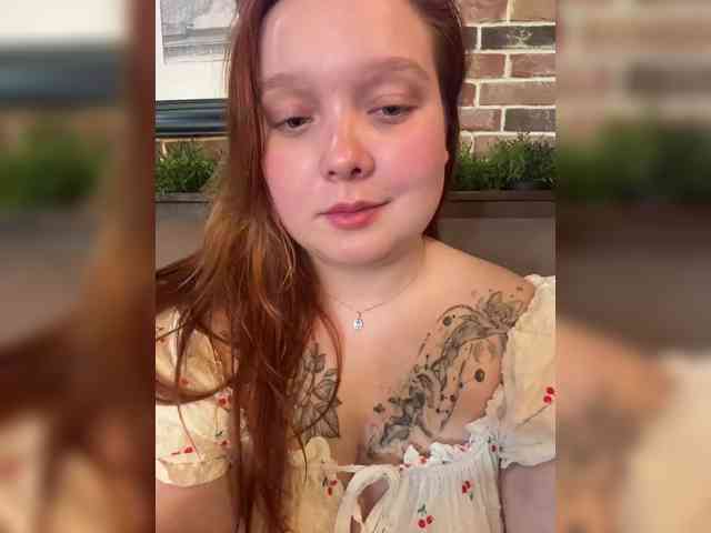 AlinaAdams webcam