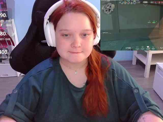 AlinaAdams webcam