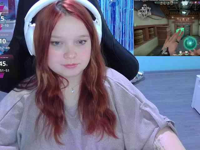 AlinaAdams webcam
