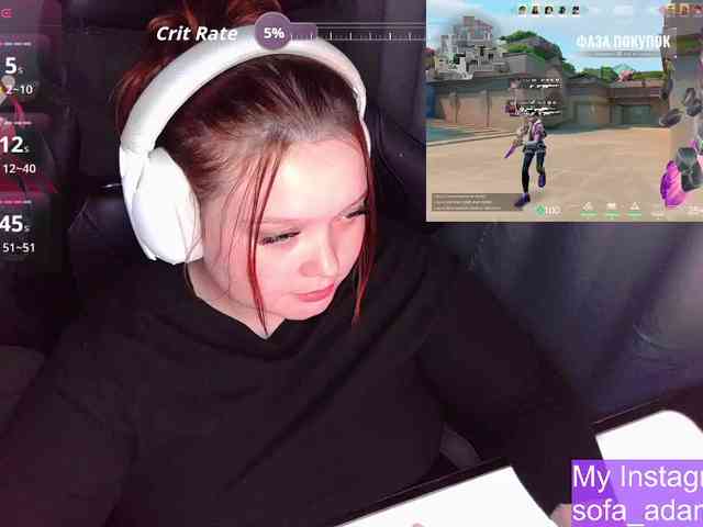 AlinaAdams webcam