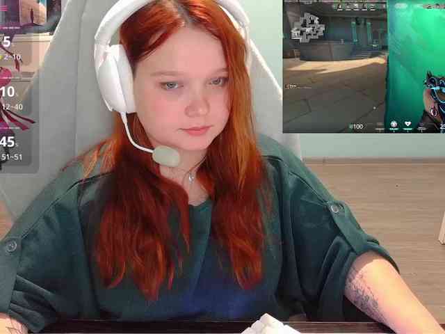 AlinaAdams webcam