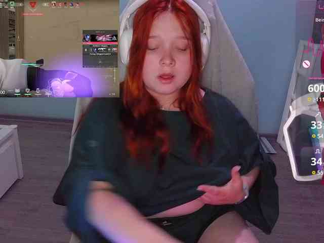 AlinaAdams webcam