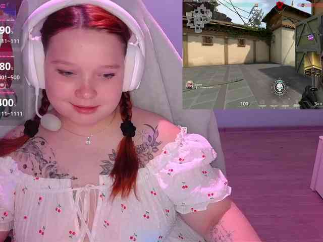 AlinaAdams webcam