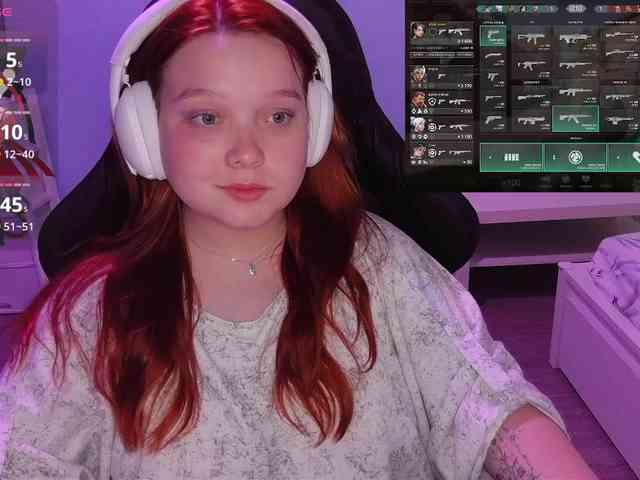 AlinaAdams webcam