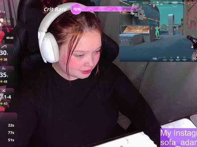 AlinaAdams webcam