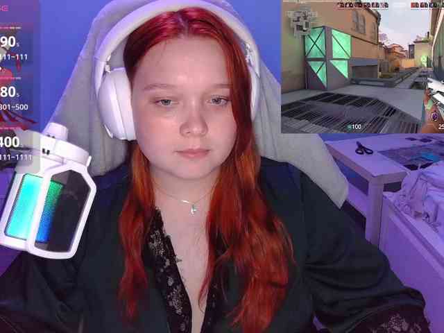 AlinaAdams webcam