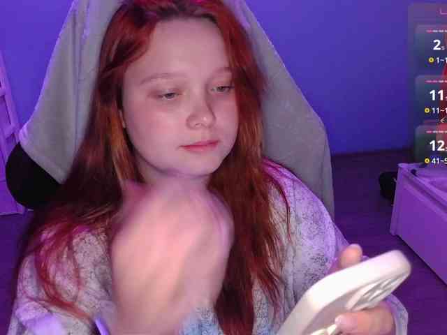 AlinaAdams webcam