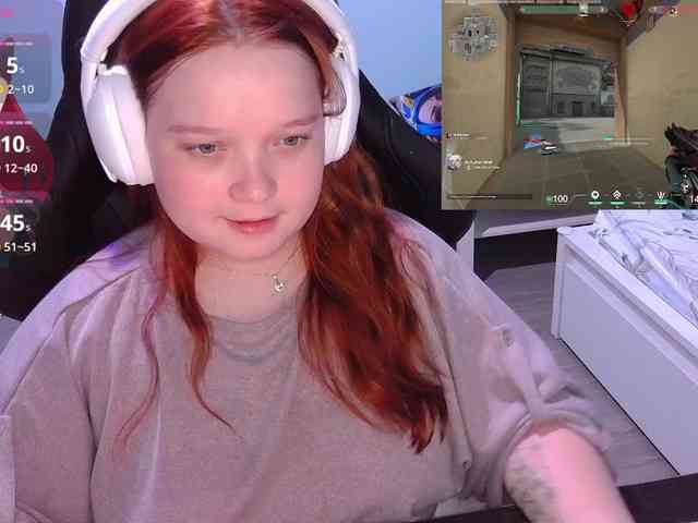 AlinaAdams webcam