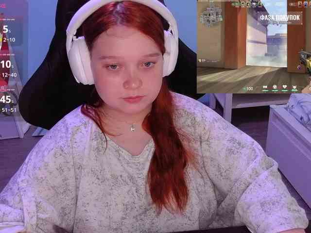 AlinaAdams webcam