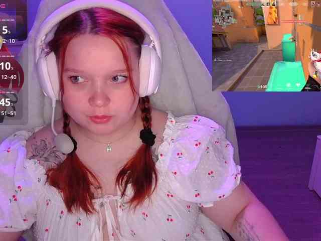 AlinaAdams webcam