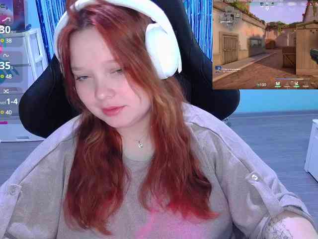 AlinaAdams webcam