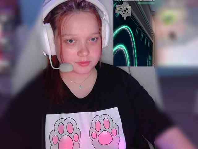 AlinaAdams webcam