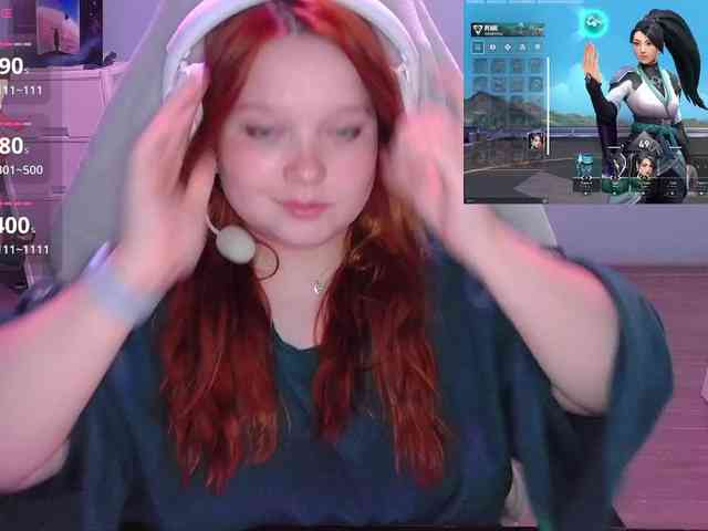 AlinaAdams webcam