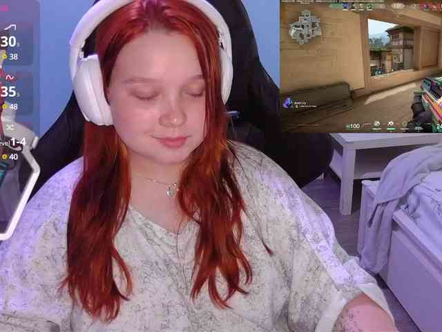 AlinaAdams webcam