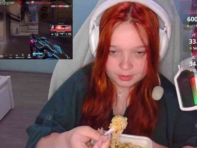 AlinaAdams webcam