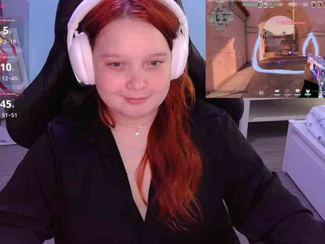 AlinaAdams webcam