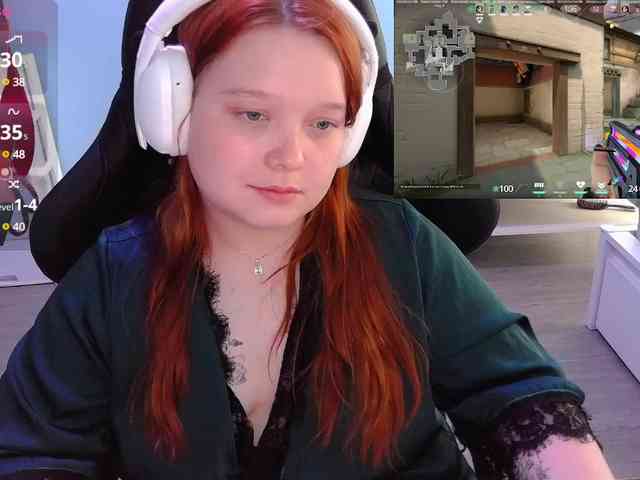 AlinaAdams webcam