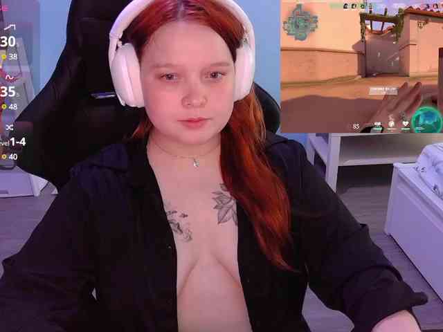 AlinaAdams webcam