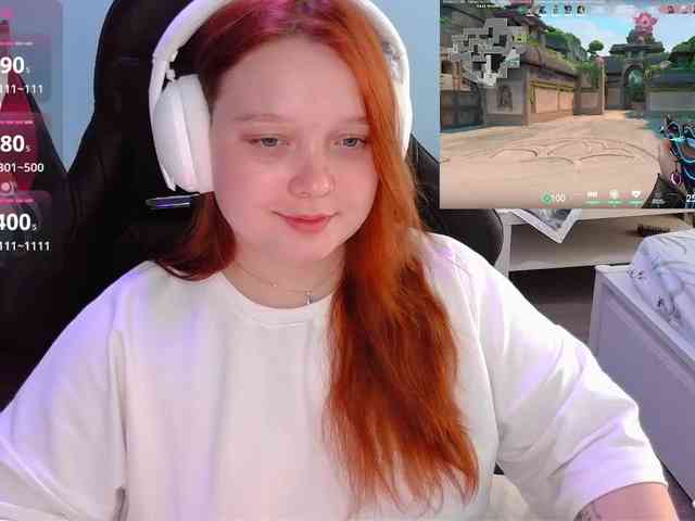 AlinaAdams webcam