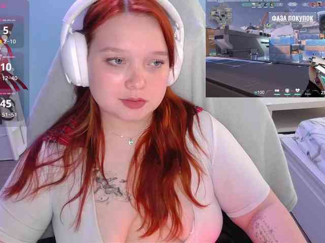 AlinaAdams webcam