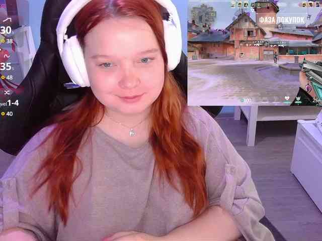 AlinaAdams webcam