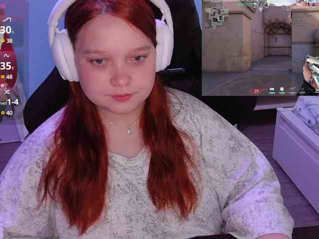 AlinaAdams webcam